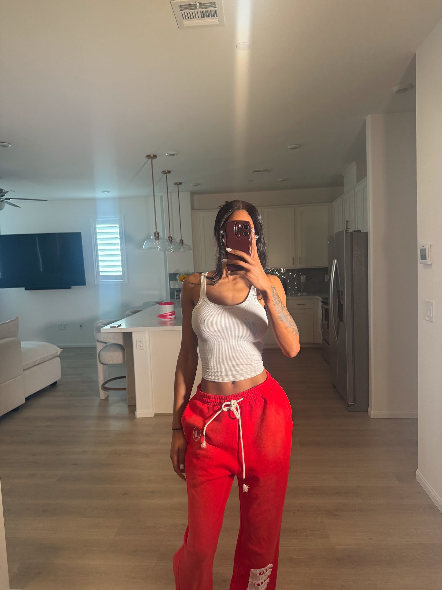 CHERRY BOMB MIERU BAGGY SWEATS