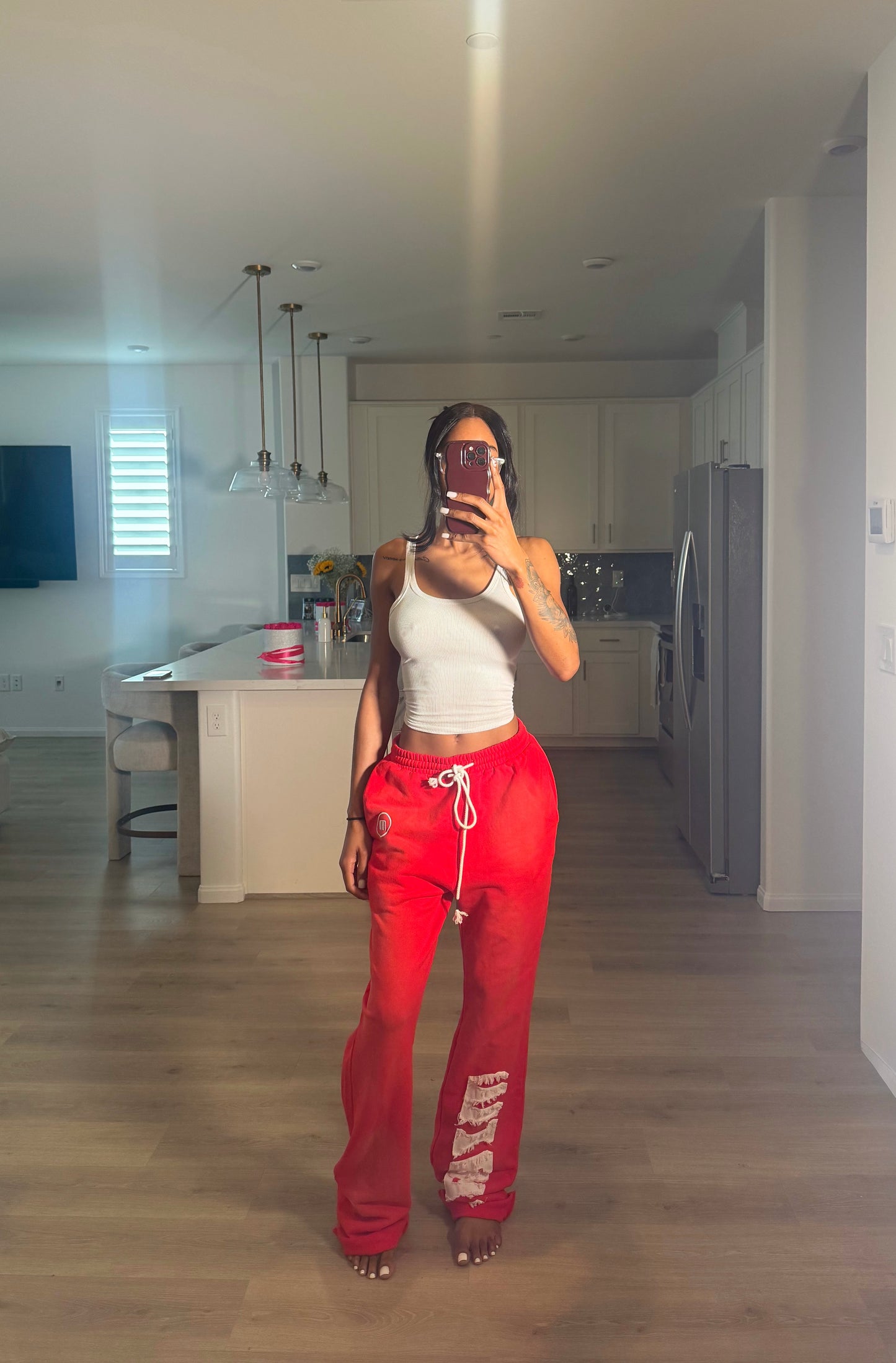 CHERRY BOMB MIERU BAGGY SWEATS